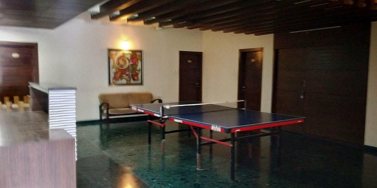 פונה Matrix Inn מראה חיצוני תמונה